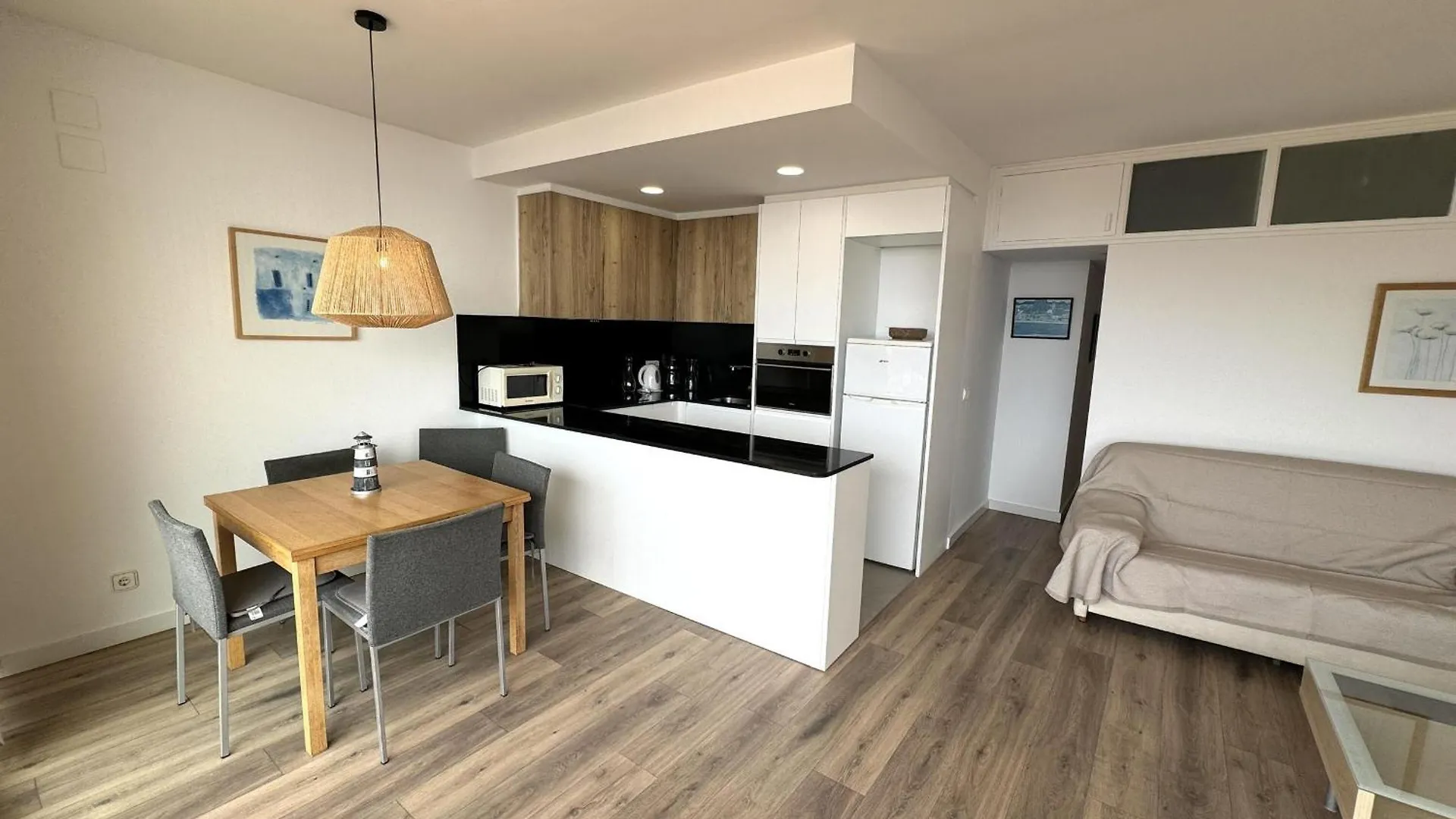 Precioso Apartamento Con Vistas Al Mar Y Piscina En Aiguablava - Es-226-4 contacts